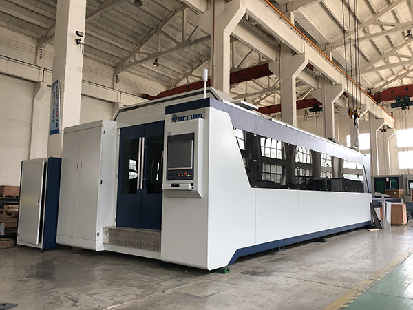 1000 วัตต์ 1500 วัตต์ 2KW 3000 วัตต์ 4KW cnc เครื่องตัดเลเซอร์เหล็ก